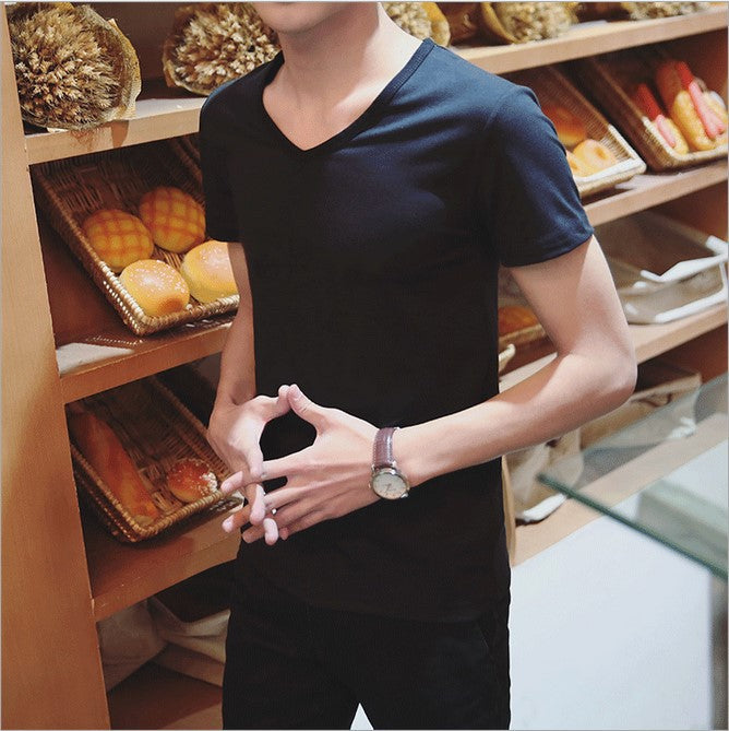 Camisa justa com gola redonda e meia manga