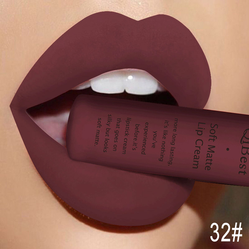 Batom matte da marca de maquiagem Qibest