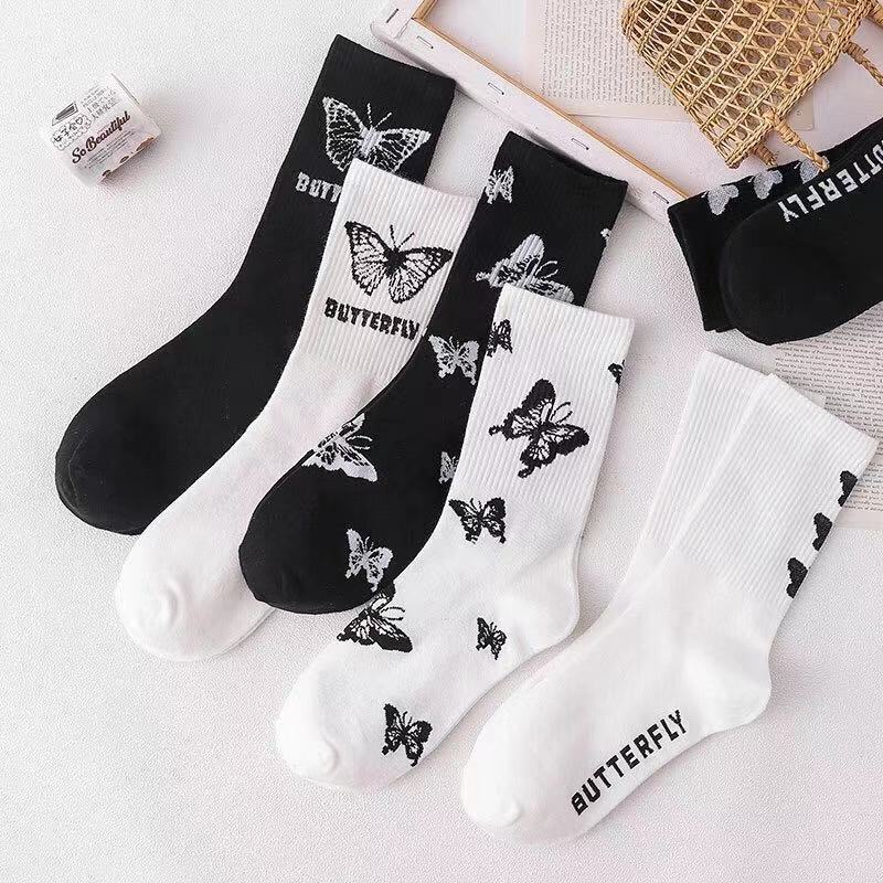 Meias femininas estilo borboleta, estilo quente, preto e branco, desenho animado