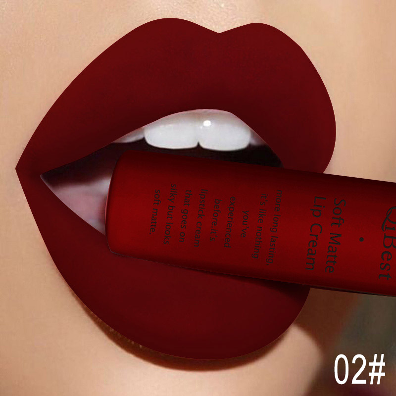 Batom matte da marca de maquiagem Qibest