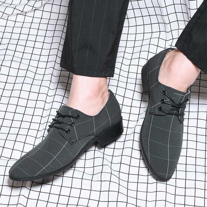 Sapatos de couro masculinos de negócios com cadarço sapatos sociais masculinos britânicos
