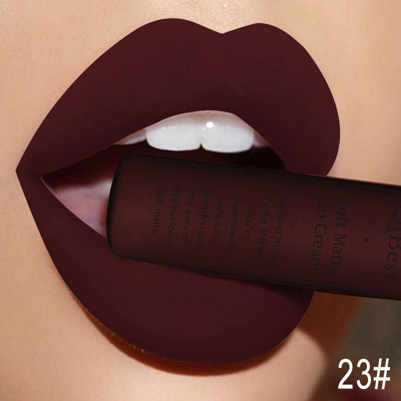 Batom matte da marca de maquiagem Qibest