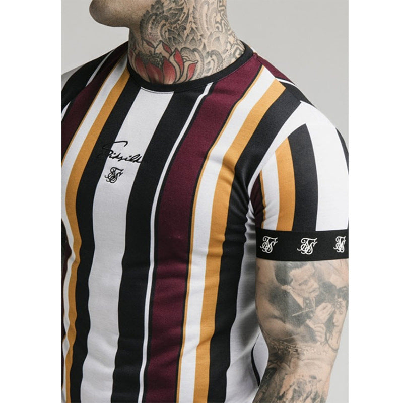 Camiseta esportiva listrada masculina