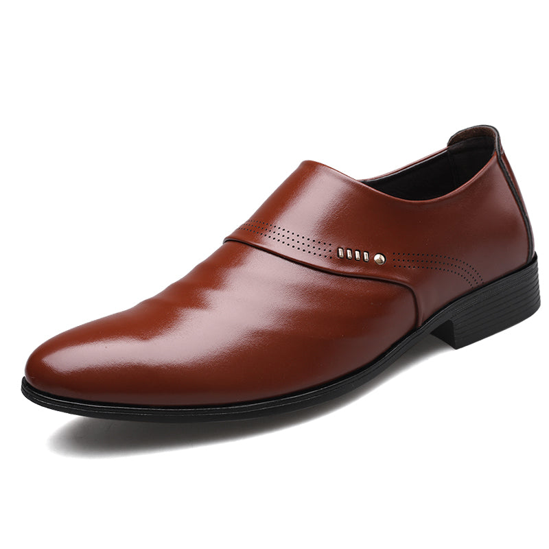 Sapatos casuais de couro pontudo