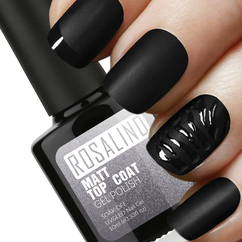 O esmalte em gel absorve a superfície opaca permanentemente
