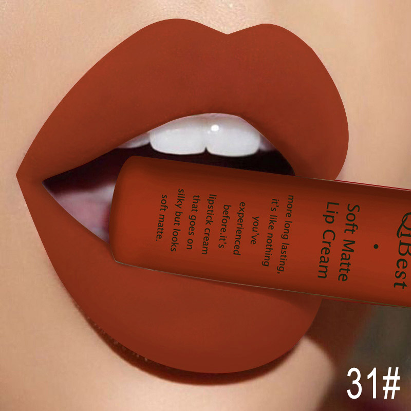 Batom matte da marca de maquiagem Qibest