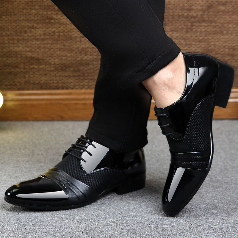 Sapatos casuais de negócios da moda masculina Sapatos formais de couro