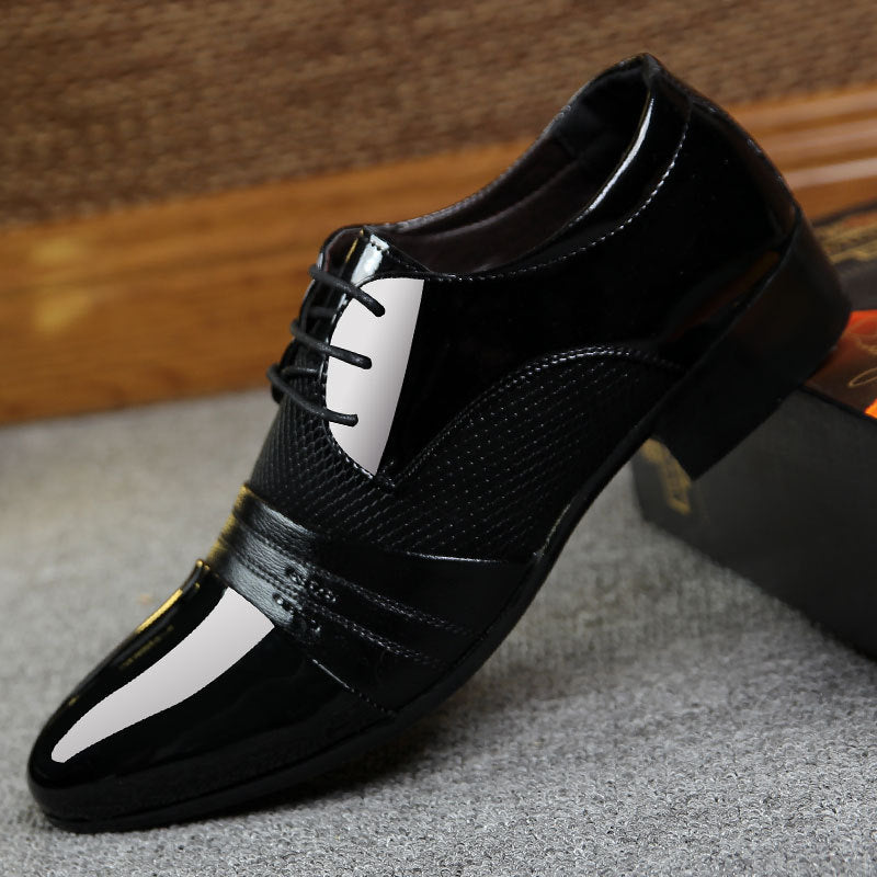 Sapatos casuais de negócios da moda masculina Sapatos formais de couro