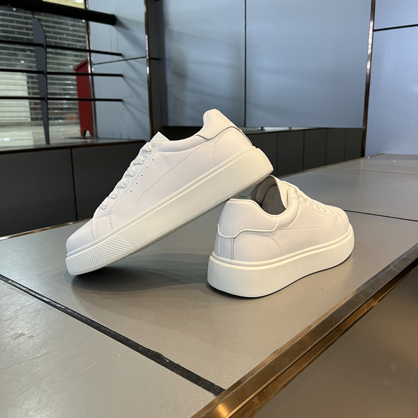 Men’s Sneakers – Comfort, Non-Slip Sole, and Style