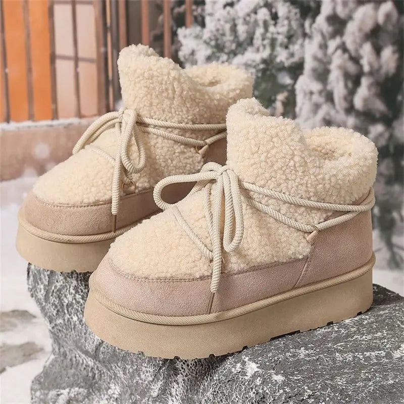 Winter-ready comfort. Snow boots designed for icy days, with fleece lining, secure grip, and effortless slip-on style.