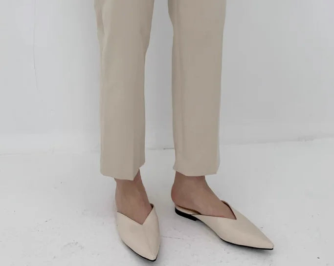 Retro Korean-Style Flat Shoes 2023 – Long Toe Seam, Closed Design