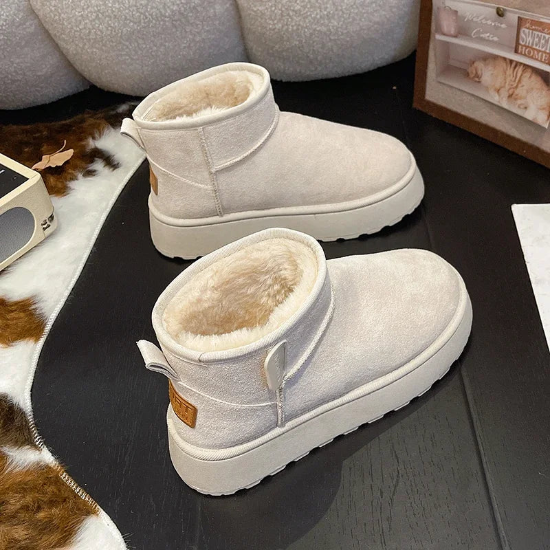 Women’s Winter Snow Boots – Thick sole, fleece-lined, short, warm, anti-slip.