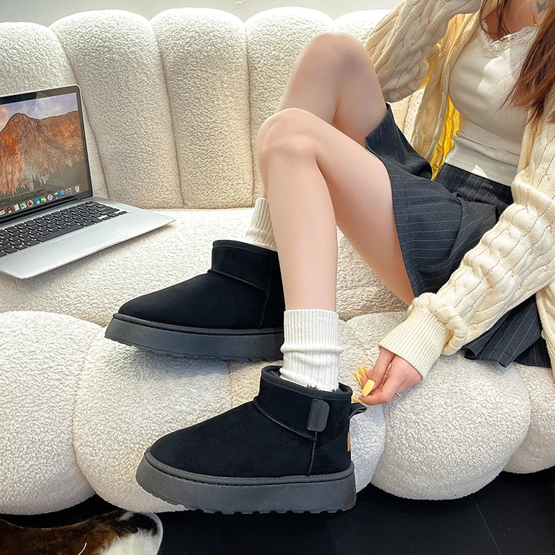 Women’s Winter Snow Boots – Thick sole, fleece-lined, short, warm, anti-slip.