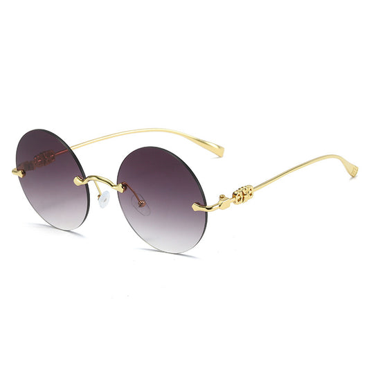 Nuevas gafas de moda con degradado de color rojo